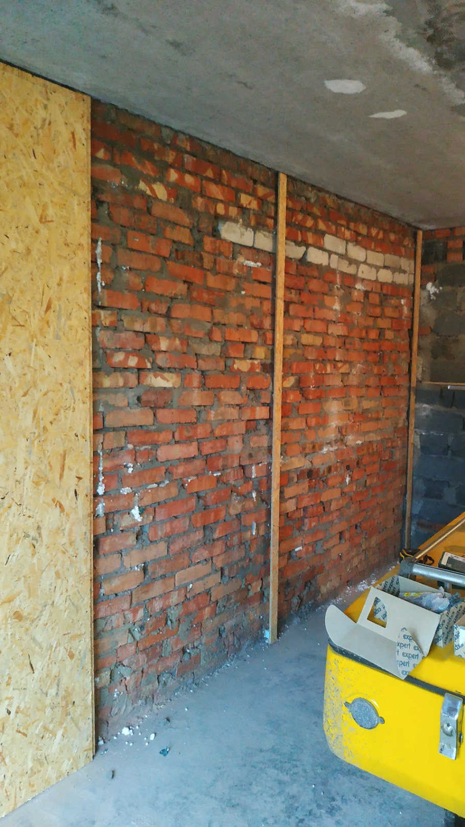 Обшивка стен в гараже