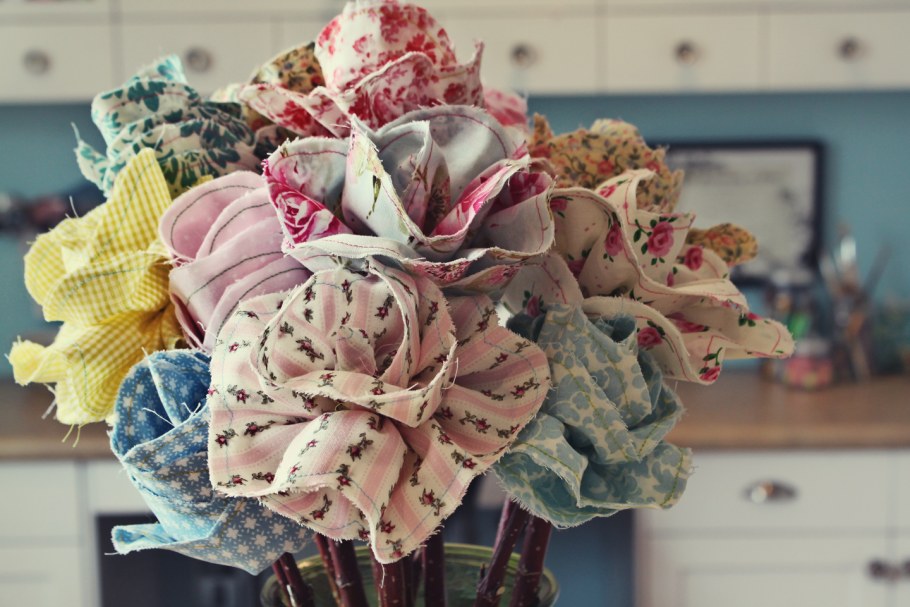 Цветы из ткани