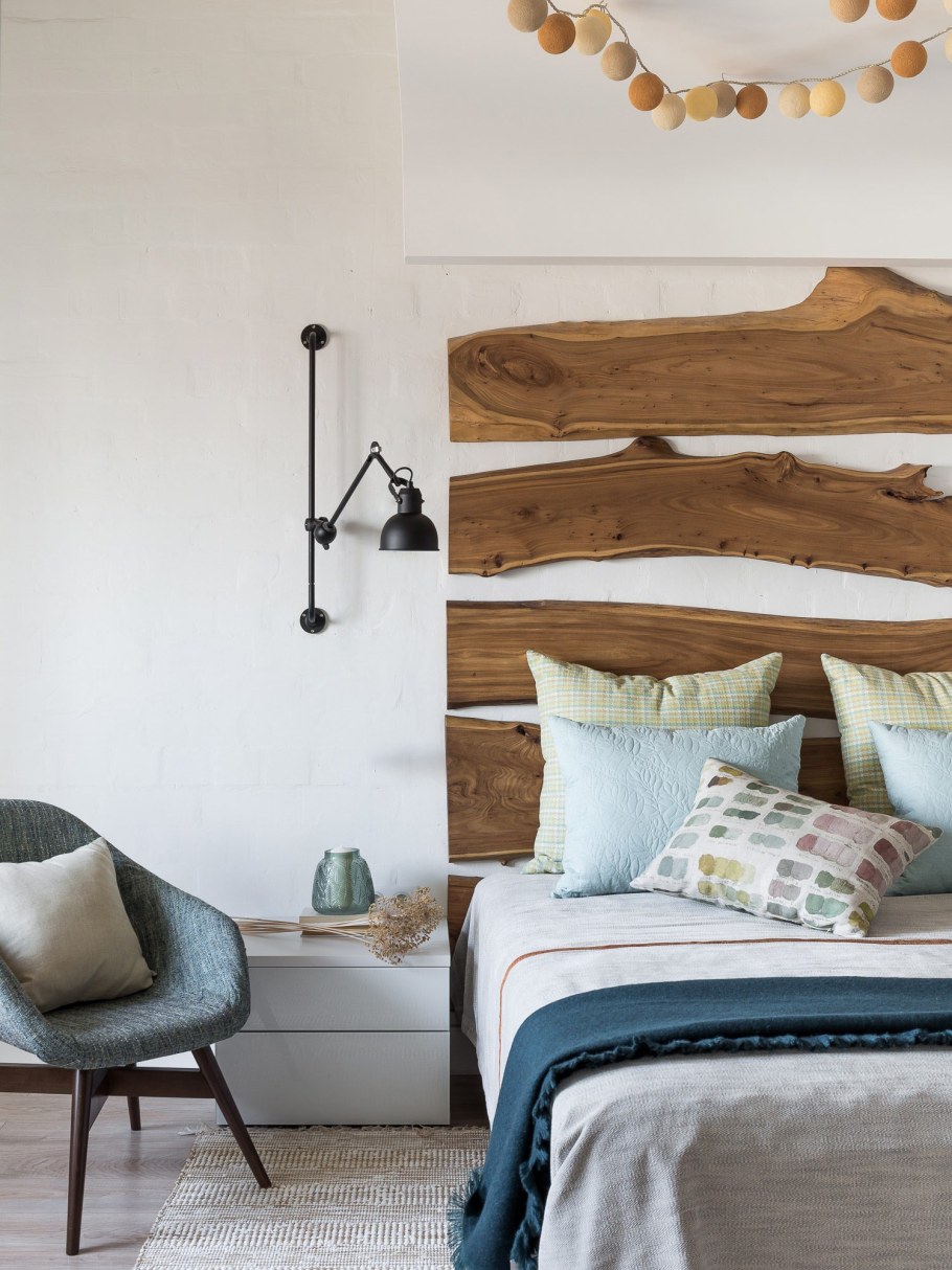 Изголовье из досок