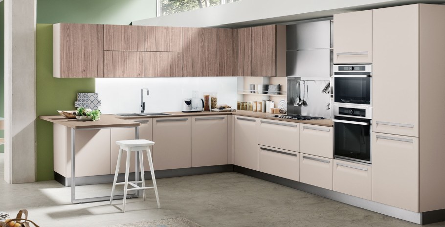 Кухня цвета капучино