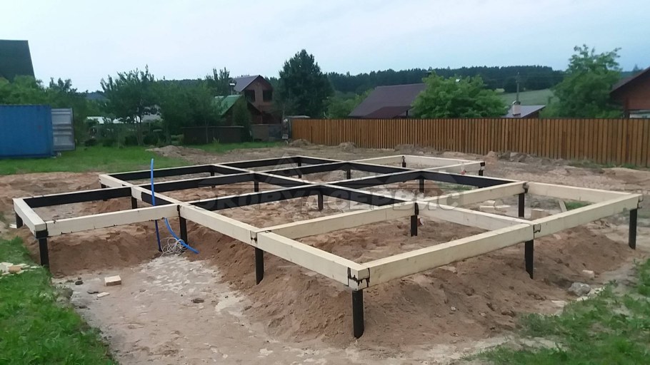 Ростверк из бруса 150х150