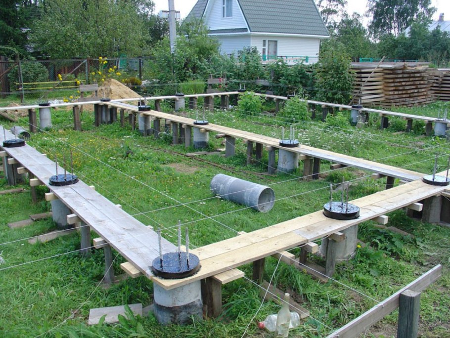 Столбчатый буронабивной фундамент