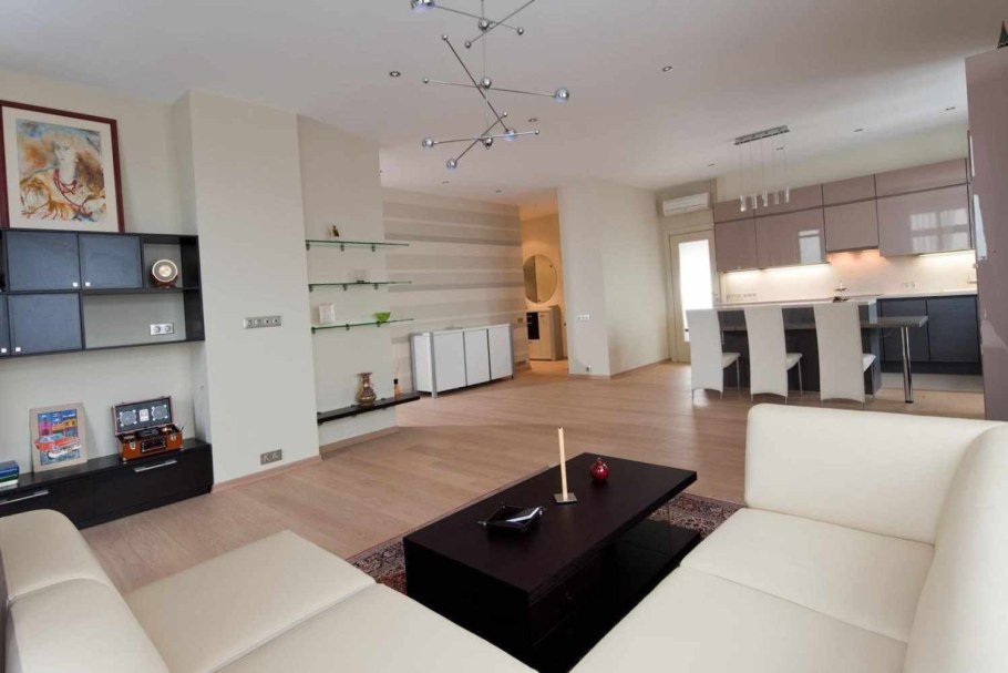 Кухня-гостиная в современном стиле