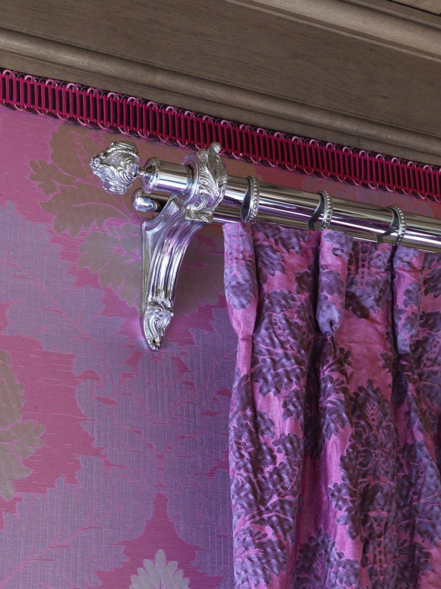 Карнизы для занавесок