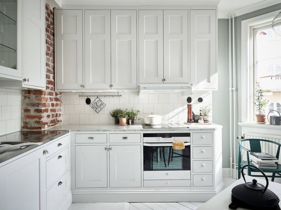 Кухня Будбин белая