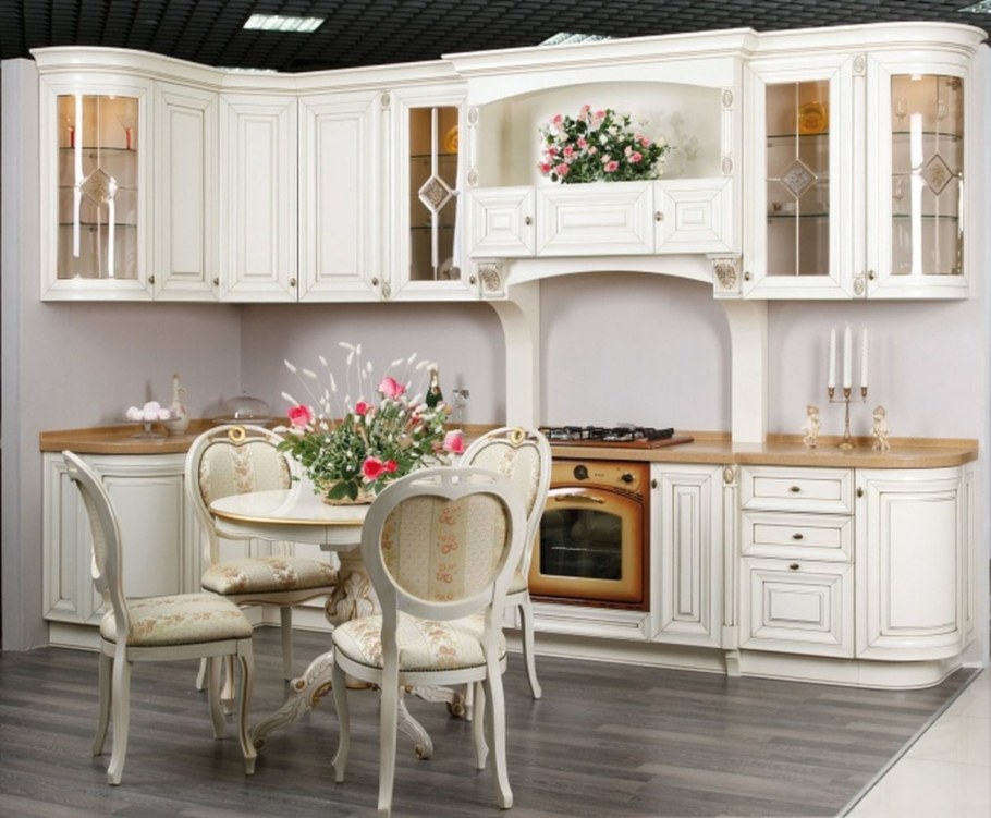 Кухонные гарнитуры классика