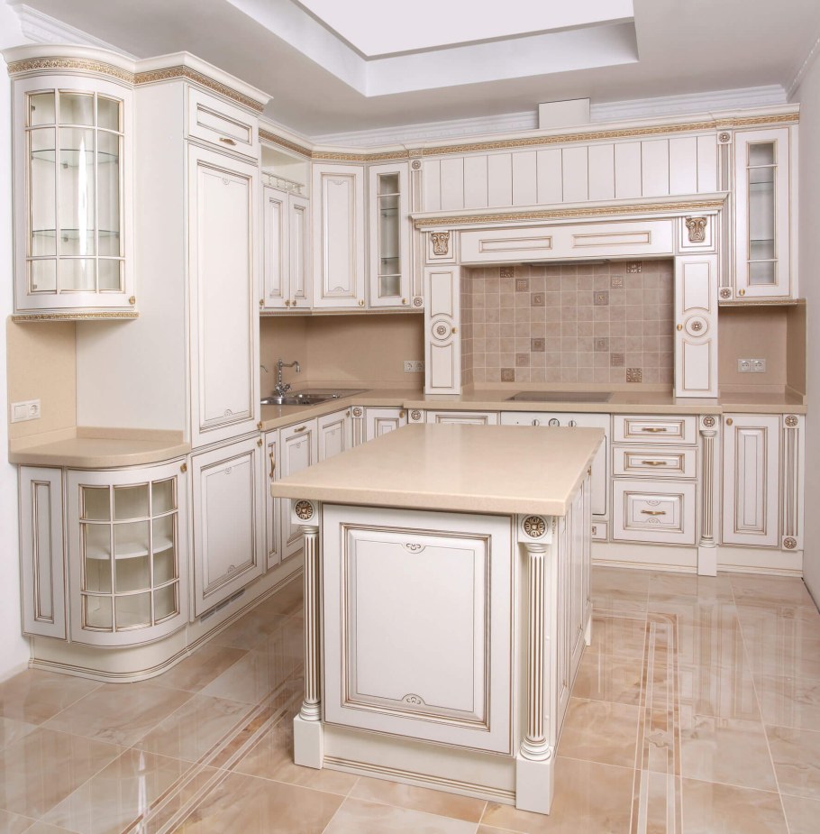 Афина Оро МАКБЕРРИ