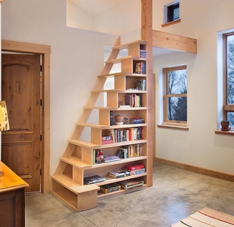 Приставная лестница Тини Хаус