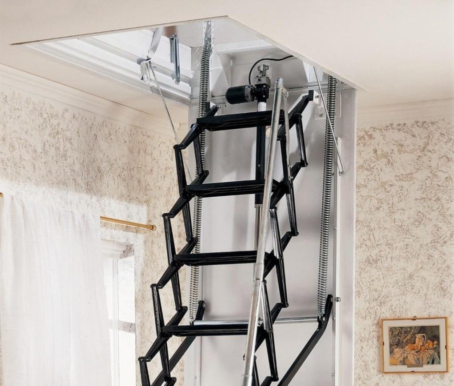 Чердачные люки с выдвижной лестницей