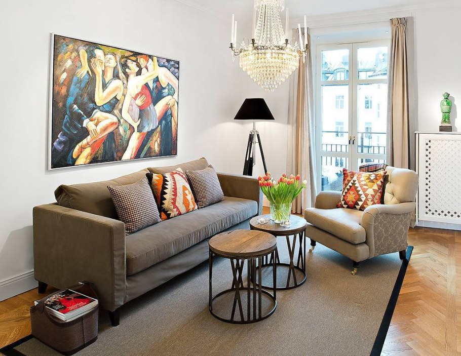 Картины для интерьера гостиной