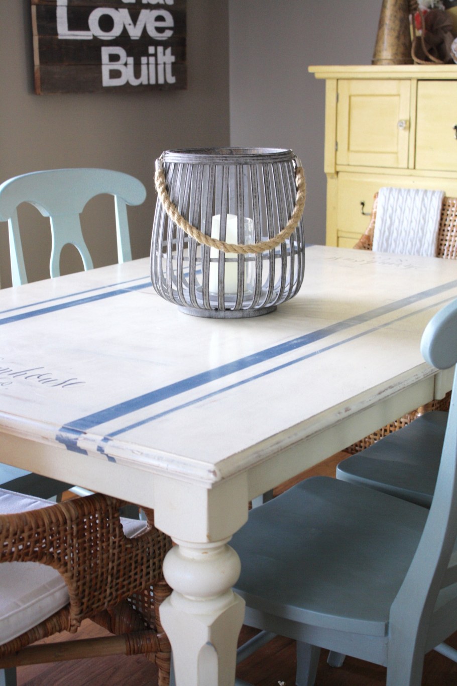 Перекрашиваем столик