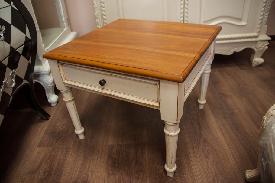 Перекраска стола