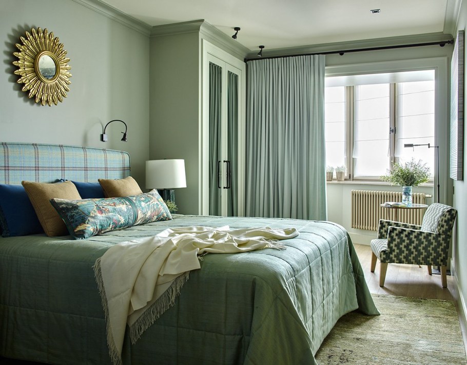 Зеленые ш.оры в спальню