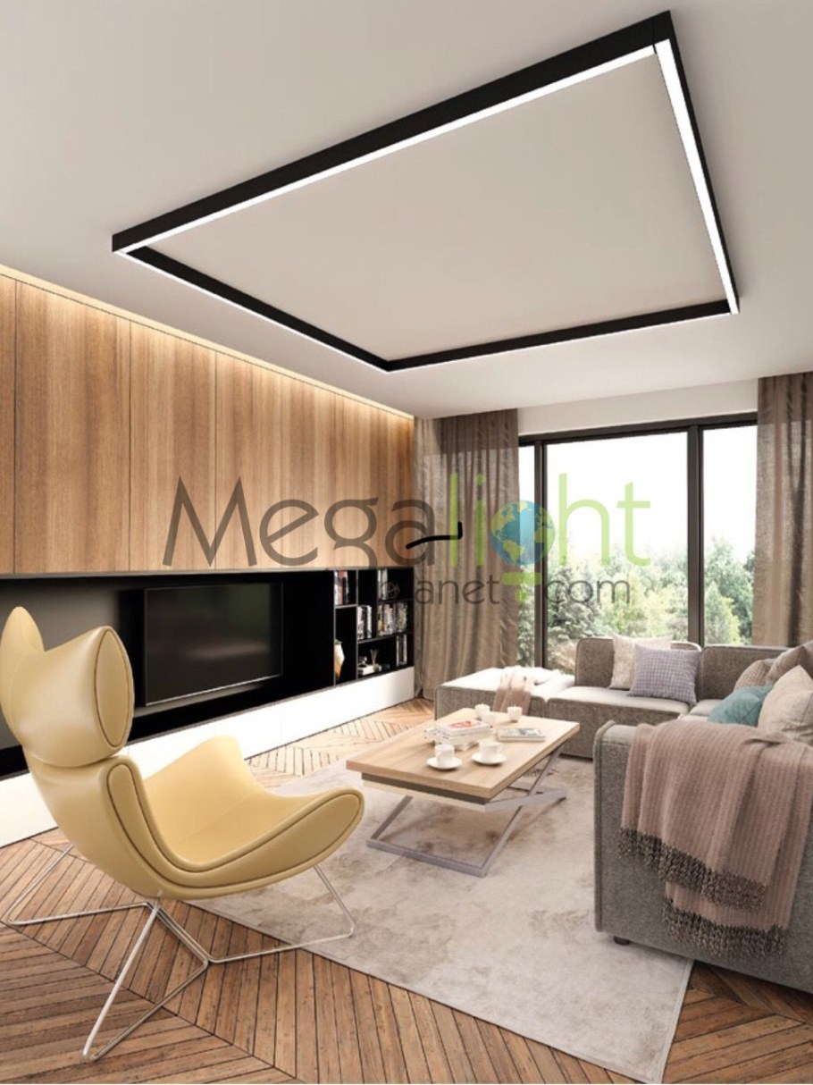 Потолок с линейными светильниками