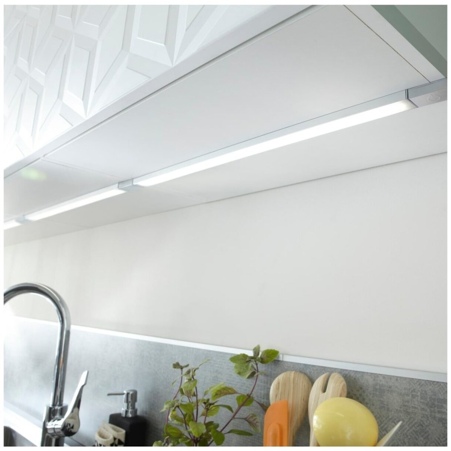 Светильник линейный светодиодный inspire Rio