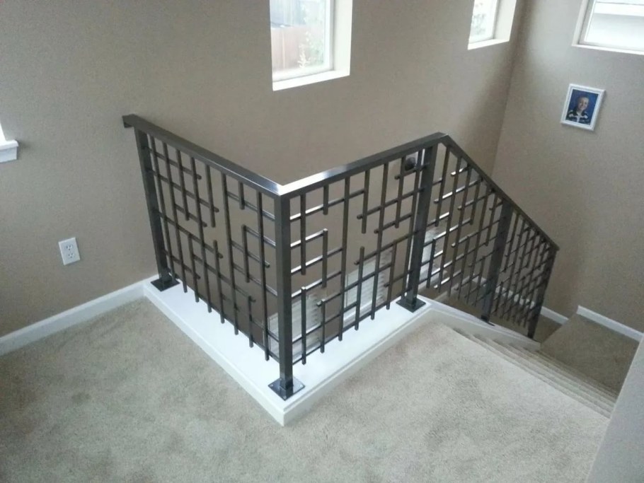 Перила из профильной трубы 40х20 и 15на15