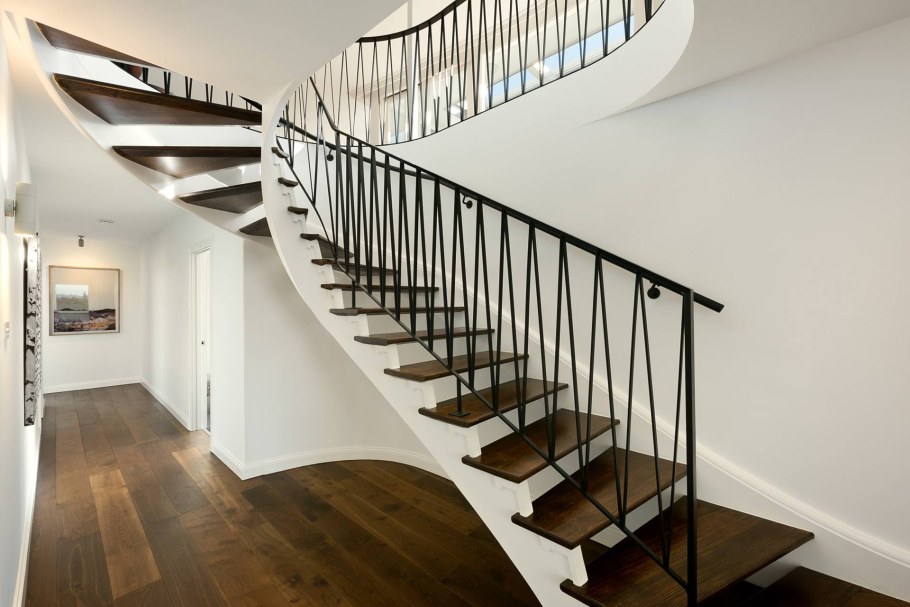 Современные лестницы