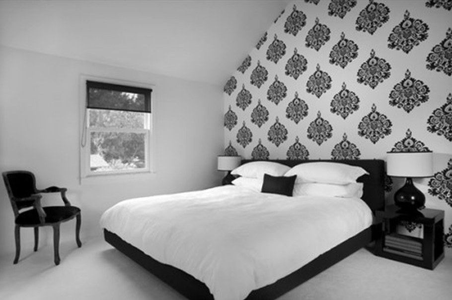 Черно белые обои в спальне