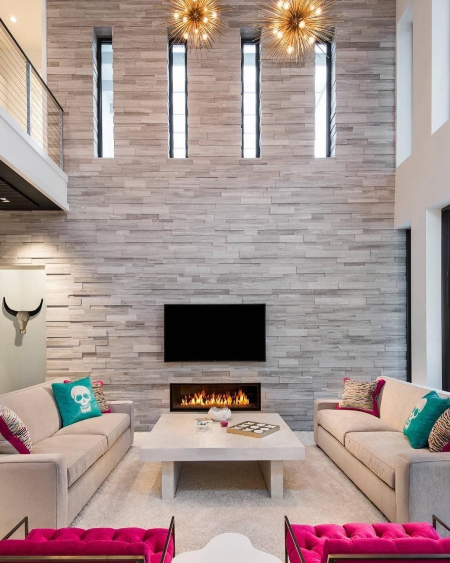 Гостиная с искусственным камнем