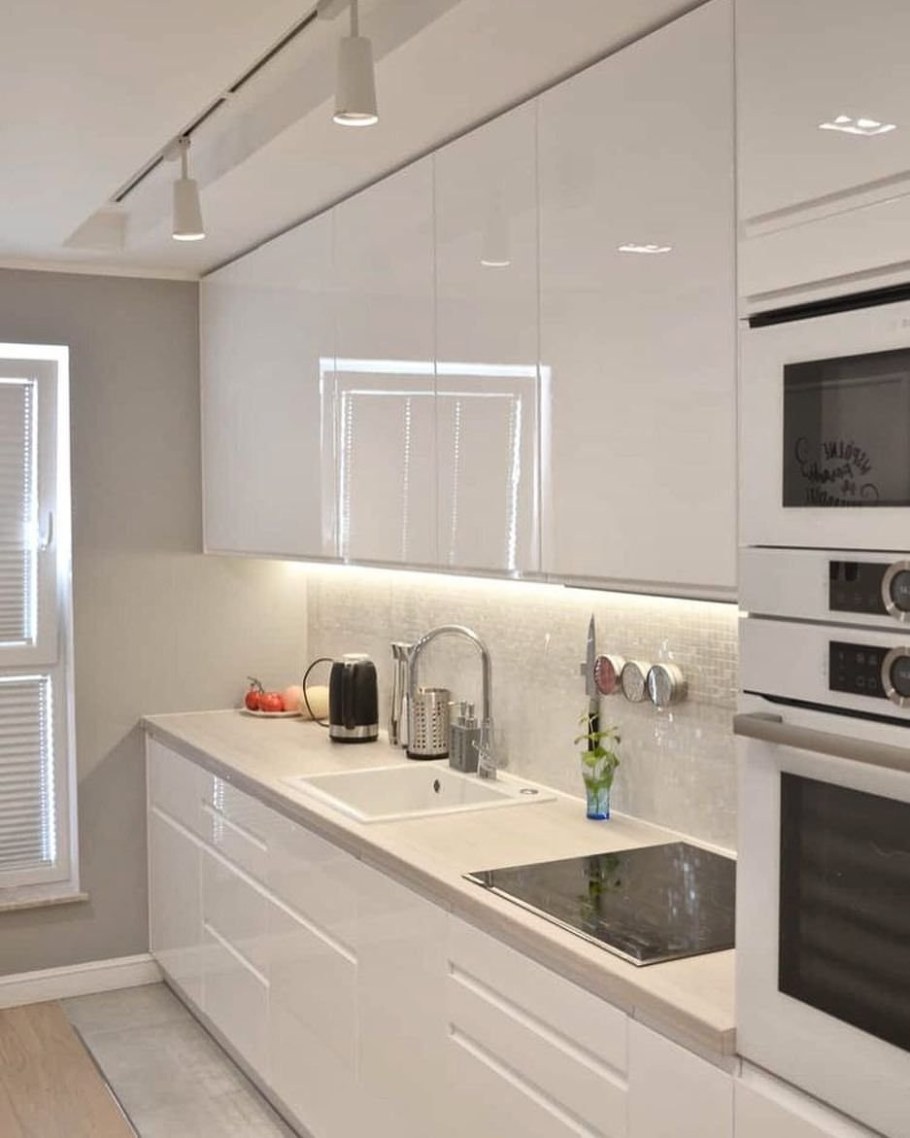 Белая кухня ikea глянец