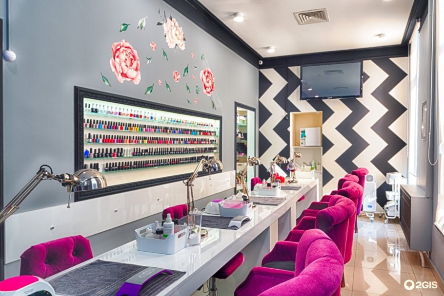 Студия маникюра Москва