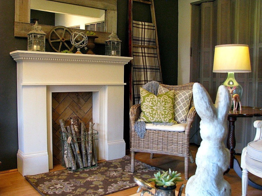 Камин со свечами в интерьере