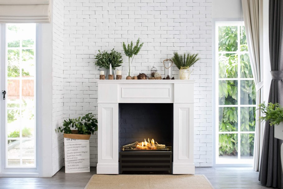 Декоративный камин