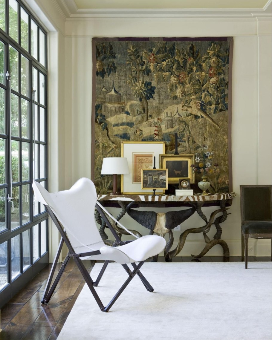 Гобелен в интерьере гостиной