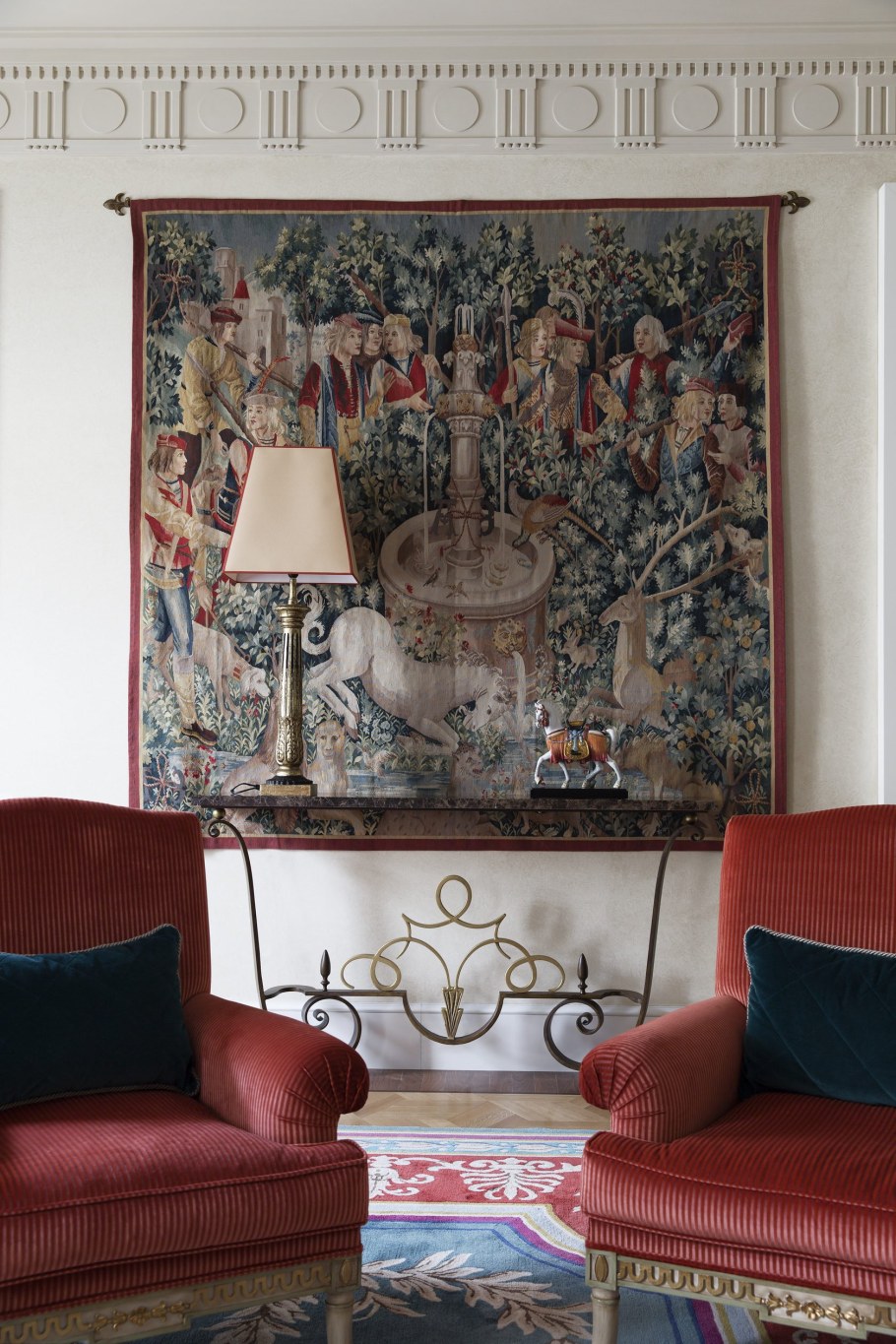 Гобелен на стену Уильям Моррис в интерьере