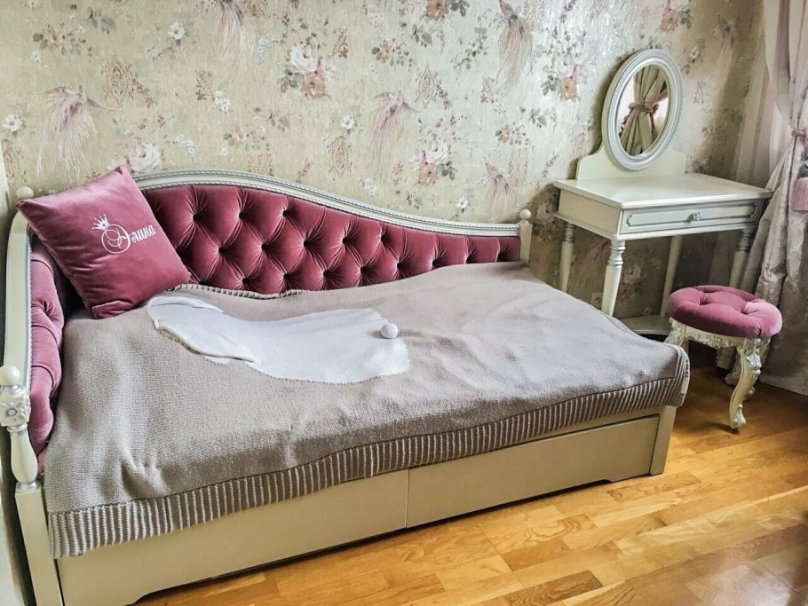 Диван кровать Соната с каретной стяжкой