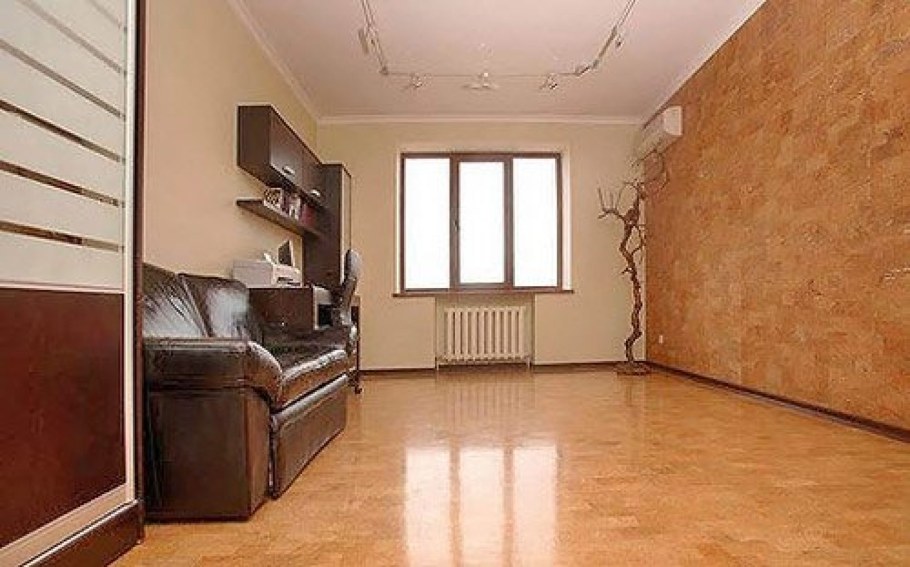 Пол из пробкового покрытия