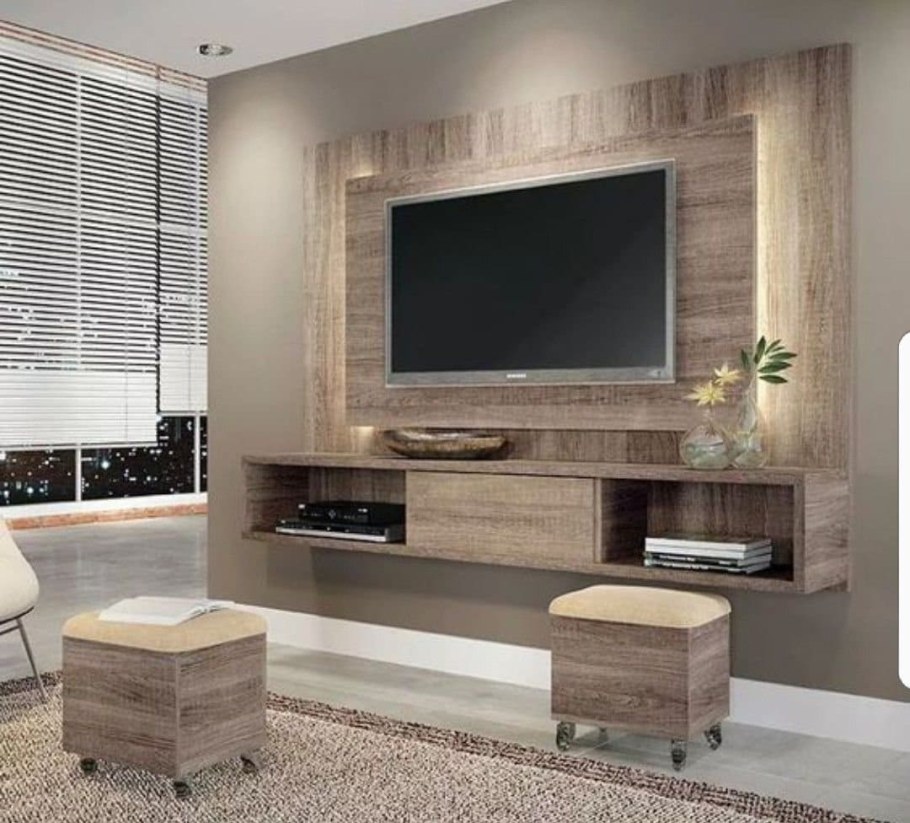 Панель под телевизор на стену