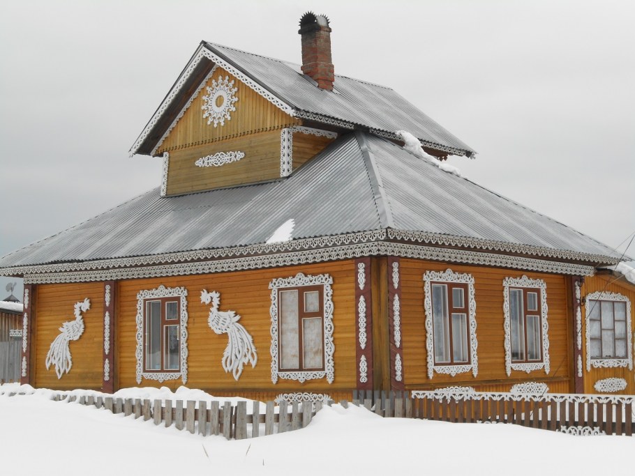 Деревенский дом пятистенок