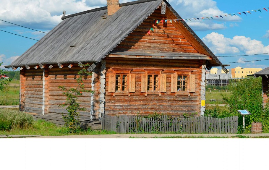 Деревенский дом пятистенок