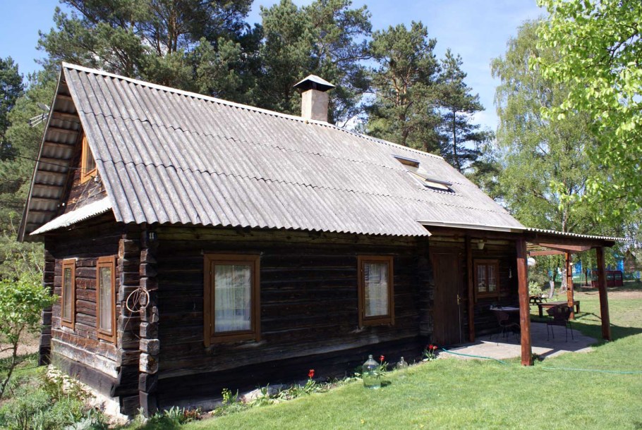 Уральская изба пятистенок