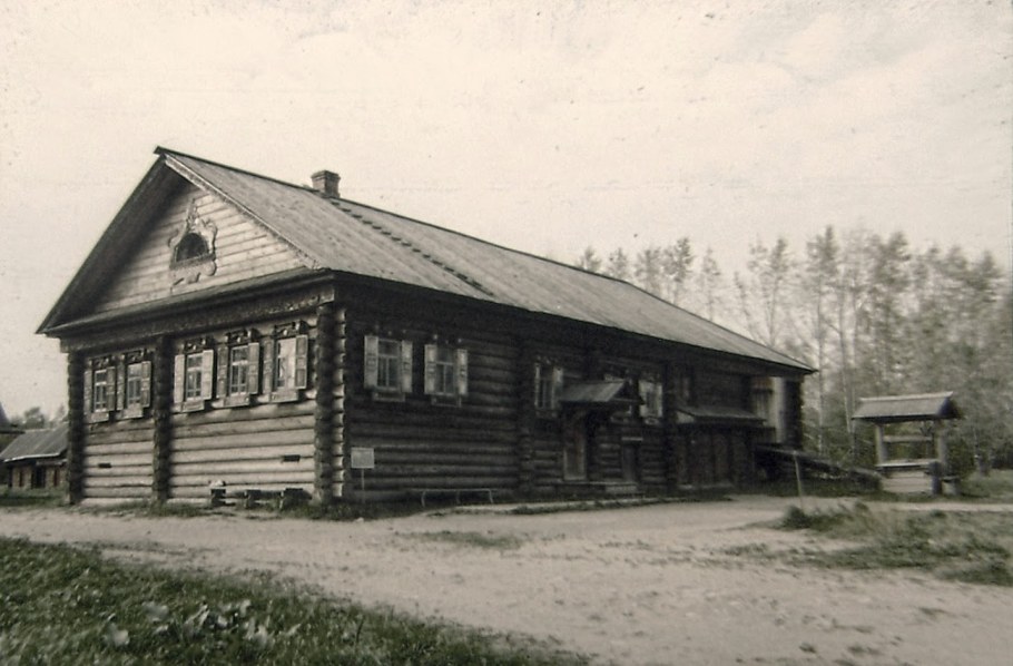 Северная изба, пятистенка
