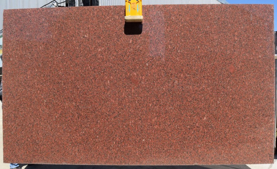 Красный гранит Империал ред