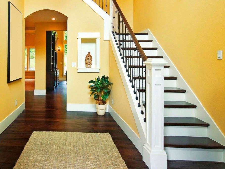 Лестница в интерьере