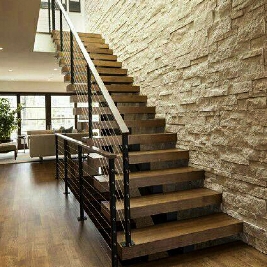 Современная лестница в доме