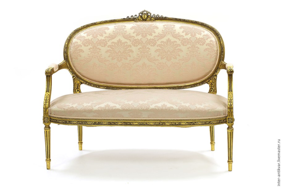 Стул в стиле классицизм