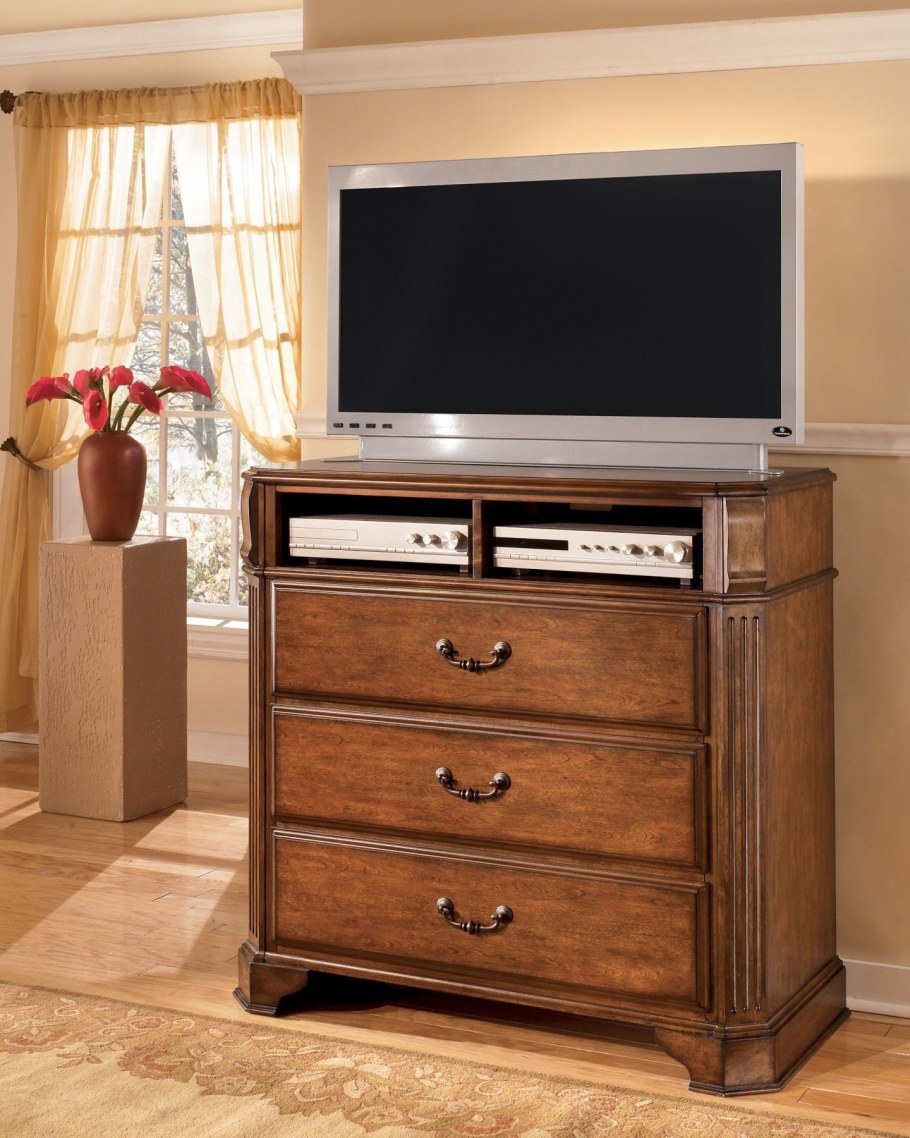 Wyatt Ashley мебель