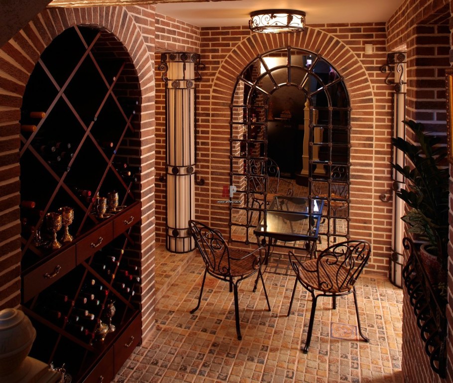 Замок Карлштейн винный погреб