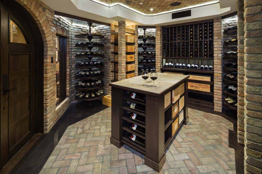 Замок Карлштейн винный погреб