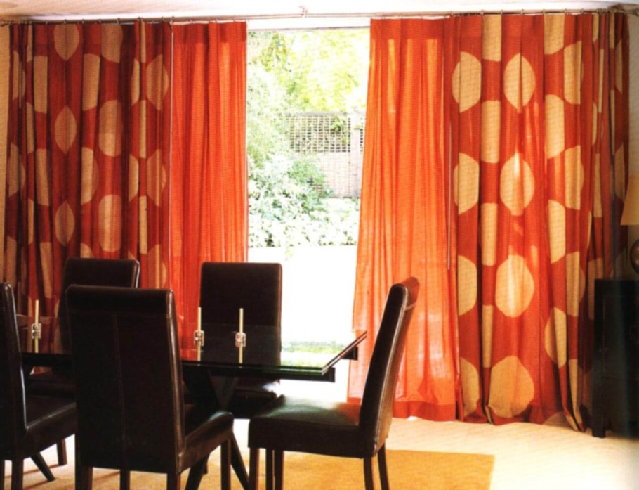 Оранжевые шторы