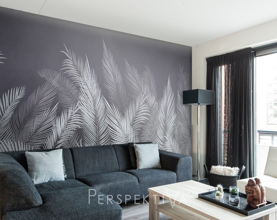 Обои с перьями в интерьере гостиной