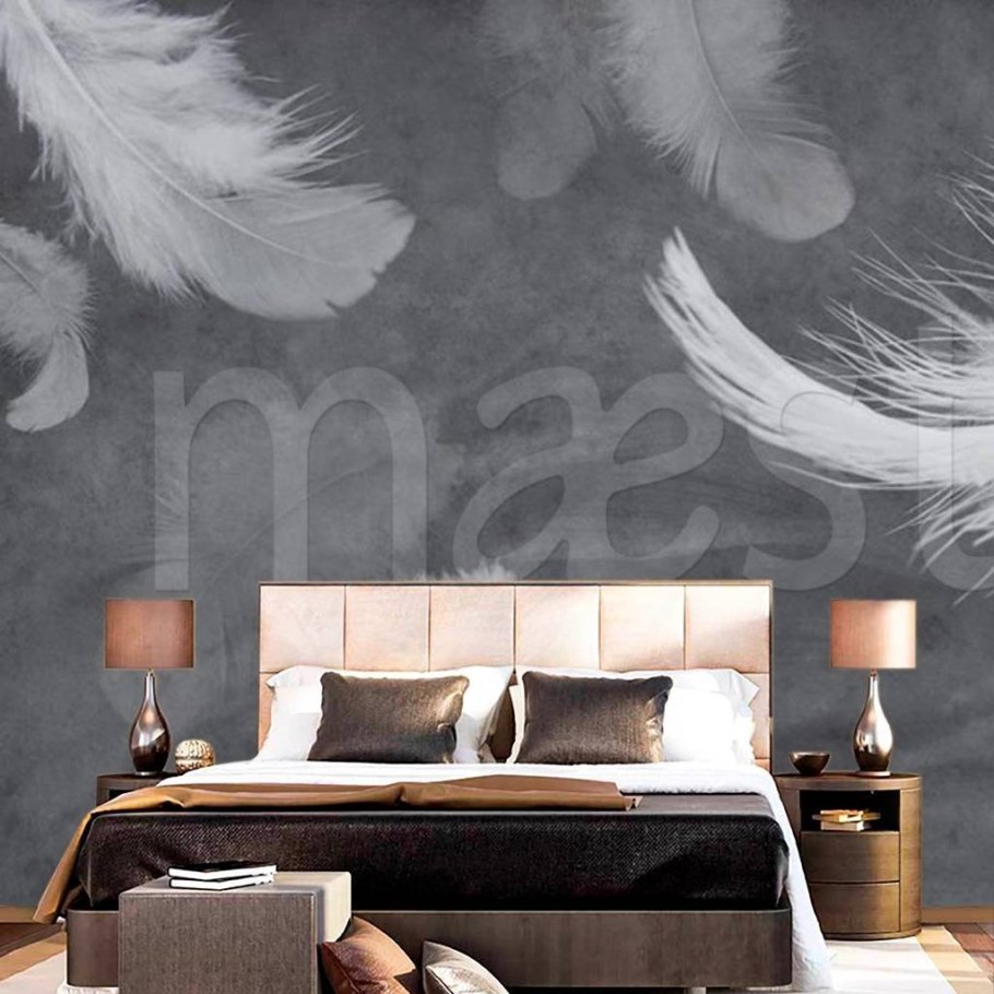 Спальня с перьями