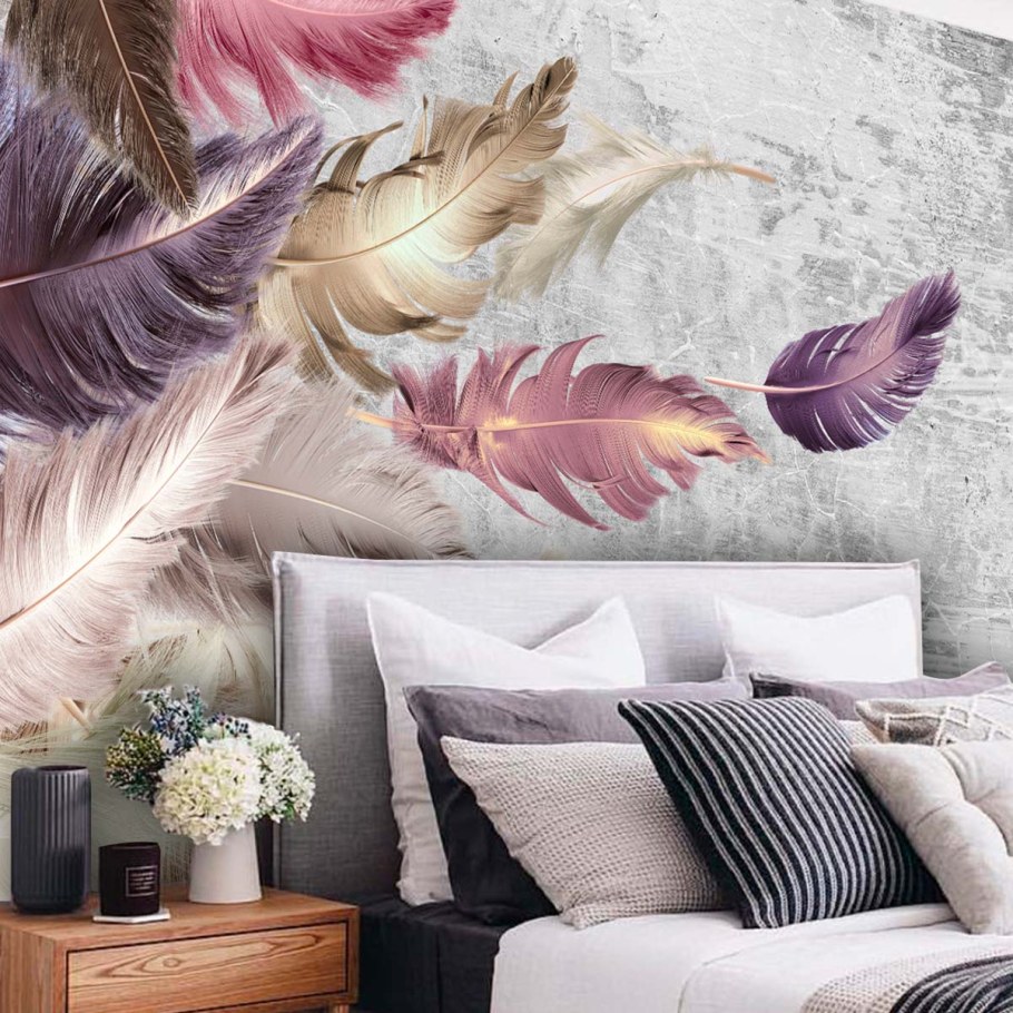 Фреска перья