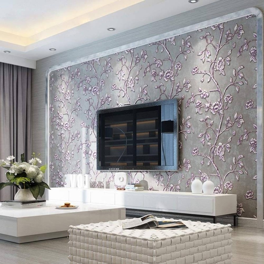 Декор стены в гостиной