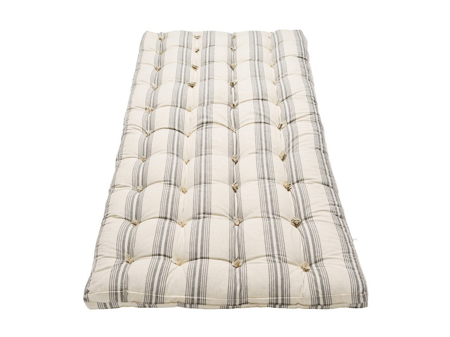 Матрас ватный 140*190 тик