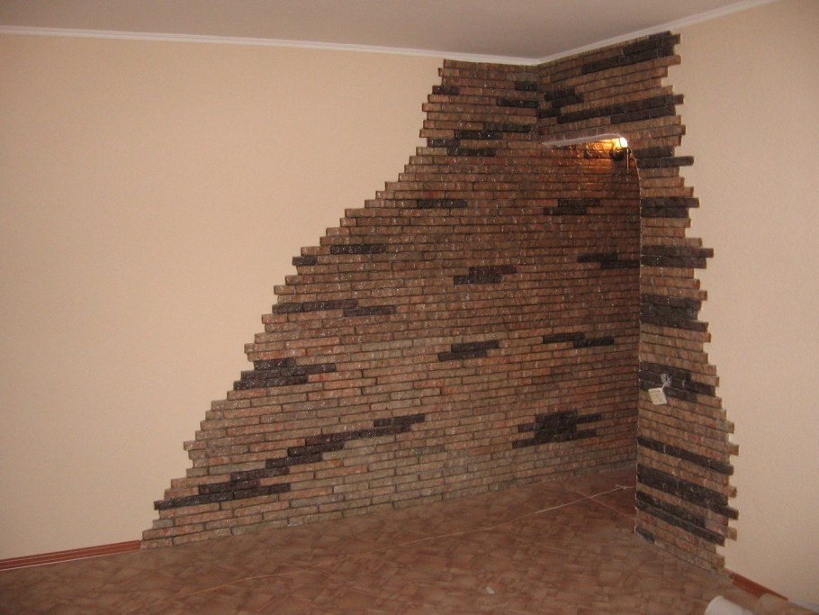 Облицовка декоративным камнем в квартире